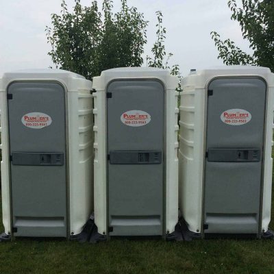 portable restrooms for weddings